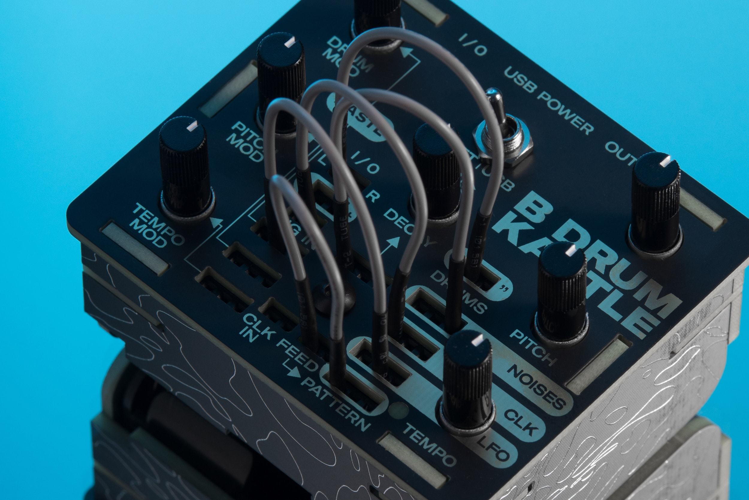 Bastl Kastle Drum – Discover rhythm on a tiny patchable